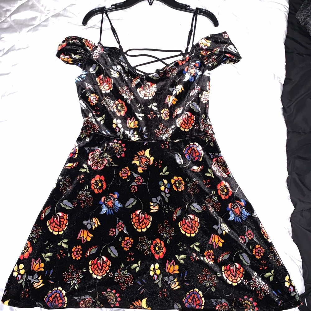 Forever 21 Velvet floral dress